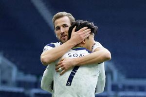 Premier League data dive: Son reaches century, Kane completes the set and Blades make unwanted history