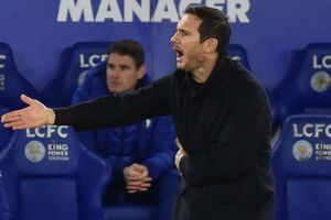 Lampard insists he can handle pressure after lacklustre Chelsea display