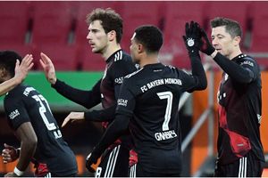 Augsburg 0-1 Bayern Munich: A tale of two penalties wins it for out-of-sorts champions