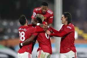 Fulham 1-2 Manchester United: Pogba puts Solskjaer's side back on top