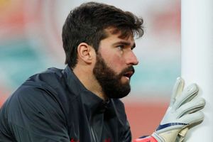 Liverpool goalkeeper Alisson's father drowns in Brazil – reports