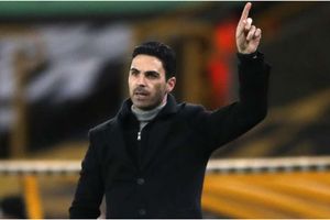 Arteta defends David Luiz after red card in 'painful' Wolves defeat