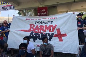 India vs England, 2nd Test: Small Barmy Army group enjoys day out at Chepauk
