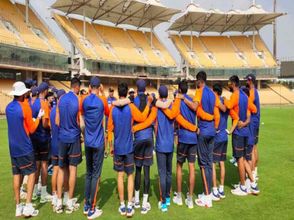 India vs England, 1st Test: WATCH: Virat Kohli, Ravi Shastri give pep talk to team ahead of 5th day