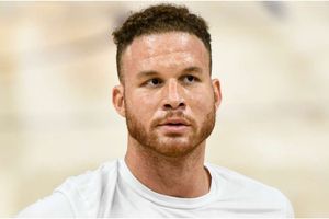 Blake Griffin to be held out as Pistons explore trade, buyout options