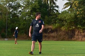 Fowler guilty of making insulting remarks against ISL referees; suspended for 4 games, fined