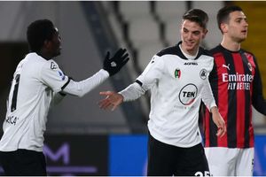 Spezia 2-0 Milan: Maggiore and Bastoni stun Serie A leaders
