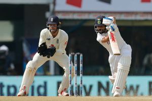 India vs England, 2nd Test: Virat Kohli, Ashwin help home side survive early jolts at lunch