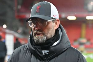 Jurgen Klopp questions Everton penalty as Liverpool slump to dismal derby defeat