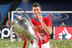 Impossible for Bayern to underestimate Lazio, says Ballack