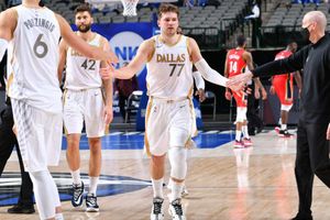 Carlisle hails Doncic, Porzingis after Mavs win fourth straight