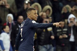 Champions League review: PSG have one foot in the quarterfinals