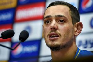 De Kock will be released from 'burden' of Test captaincy after Pakistan series: Boucher
