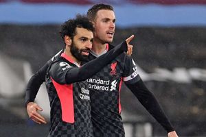 Premier League: West Ham 1-3 Liverpool: Salah salvo offers Reds renewed hope in title defence