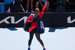 Australian Open: Melbourne farewell? Williams leaves news conference after breaking down in tears