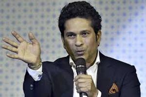 Monty used to bowl at much quicker pace compared to what I have seen of Leach: Tendulkar