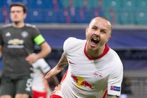 The pressure is on Liverpool, we're the underdogs - Leipzig's Angelino