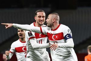 Turkey 4-2 Netherlands: Yilmaz hat-trick sinks Dutch in thrilling World Cup qualifying opener
