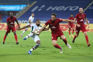 ISL 2020-21 Semifinals: NorthEast United FC, ATK Mohun Bagan finish first bout even with late thriller
