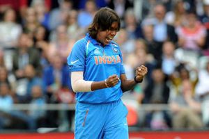 You cannot belong to team if you don't perform your best everyday: Jhulan