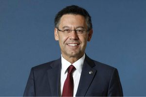 Former Barcelona chief Bartomeu in the eye of a storm