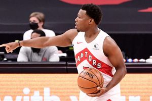 Lowry waits to discover future as Raptors fan Drake drops in