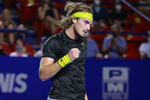Tsitsipas to face Zverev in Mexican Open final after easing past Musetti