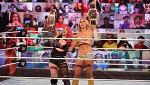 Top champion from WWE Raw injured; Wrestlemania plan in jeopardy?
