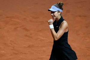 Bencic ends clay-court drought in Stuttgart