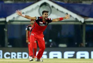 IPL 2021: MI vs RCB: Harshal Patel designated death over bowler of Royal Challengers Bangalore: Kohli