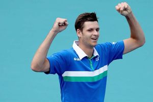 Miami Open: Hurkacz makes history with maiden ATP 1000 title