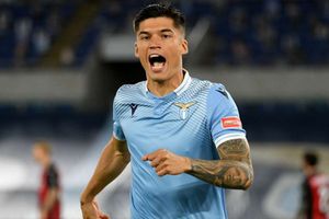 Lazio 3-0 Milan: Correa at the double as Rossoneri top-four hopes suffer another blow
