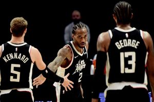 Clippers rout short-handed Lakers, Nets and 76ers both lose