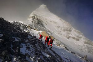 Coronavirus conquers world's highest mountain, Norwegian climber becomes 1st to test positive on Mount Everest