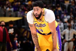 NBA playoffs 2021: 'No chance' Davis misses Lakers' Game 4 against Suns