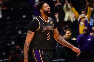 Davis stars as Lakers halt losing run, assists galore for Westbrook