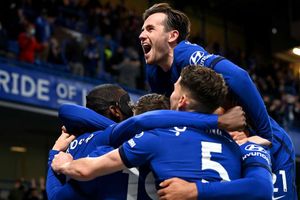 Chelsea 2-1 Leicester City: Blues claim vital victory in Champions League shootout
