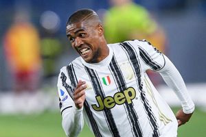 Douglas Costa leaves Juventus to rejoin boyhood club Gremio