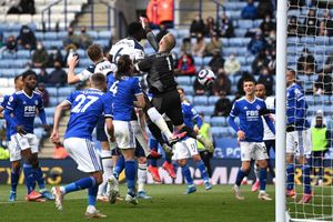 Leicester City 2-4 Tottenham: Schmeichel scores own goal as Foxes miss out on top four