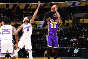 LeBron returns for Lakers, Tatum ties Bird's record in Celtics fightback