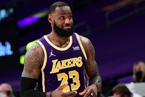 LeBron 'good to go' for Lakers-Warriors play-in clash