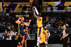 LeBron drains late three as Lakers progress to play-offs, Warriors to face Grizzlies