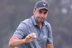 US Open: Patience pays off as Bland surges to top of leaderboard, DeChambeau five back