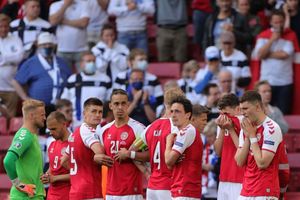 Denmark boss Hjulmand hails players for response to Eriksen collapse