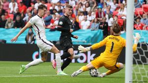 Euro 2020: Raheem Sterling and England show Low that football has moved on