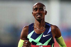 Mo Farah fails to qualify for Tokyo Olympics 10,000m
