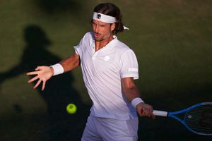 Lopez brings up 500th career win, Dominic Thiem injured in Mallorca