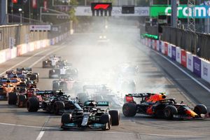 Azerbaijan Grand Prix: Humbled Hamilton says sorry to Mercedes for Baku blunder