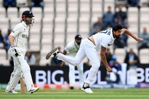 WTC Final India vs New Zealand, Day 5 1st session: Shami-Ishant give Kiwis three blows; NZ 135/5 at lunch