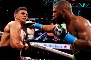 Badou Jack scores fourth-round KO, Arias upsets Hurd